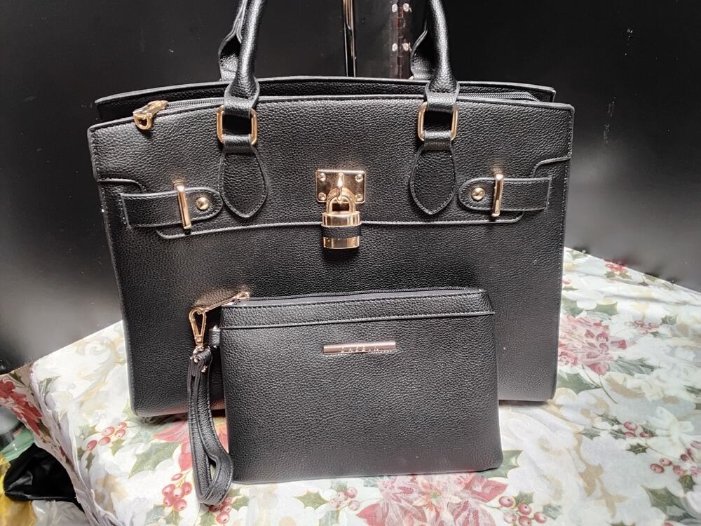 New with Tags Ladies Black Purse Bag Tote with matching Wristlet gold trim